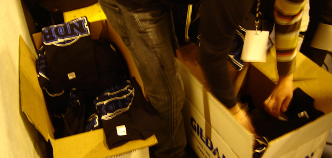 création logo basketball